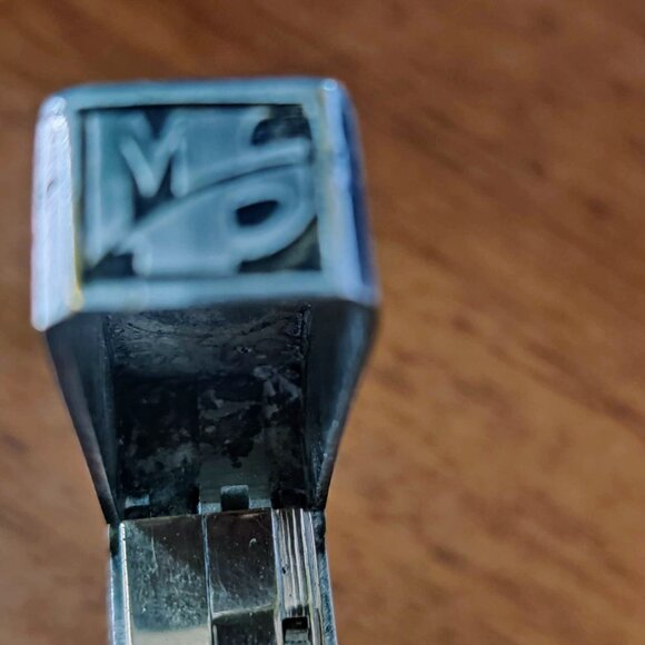 Vintage Lady S.T. Dupont Ligne 1 Silver Plated Lighter horizontal lines - Picture 8 of 9